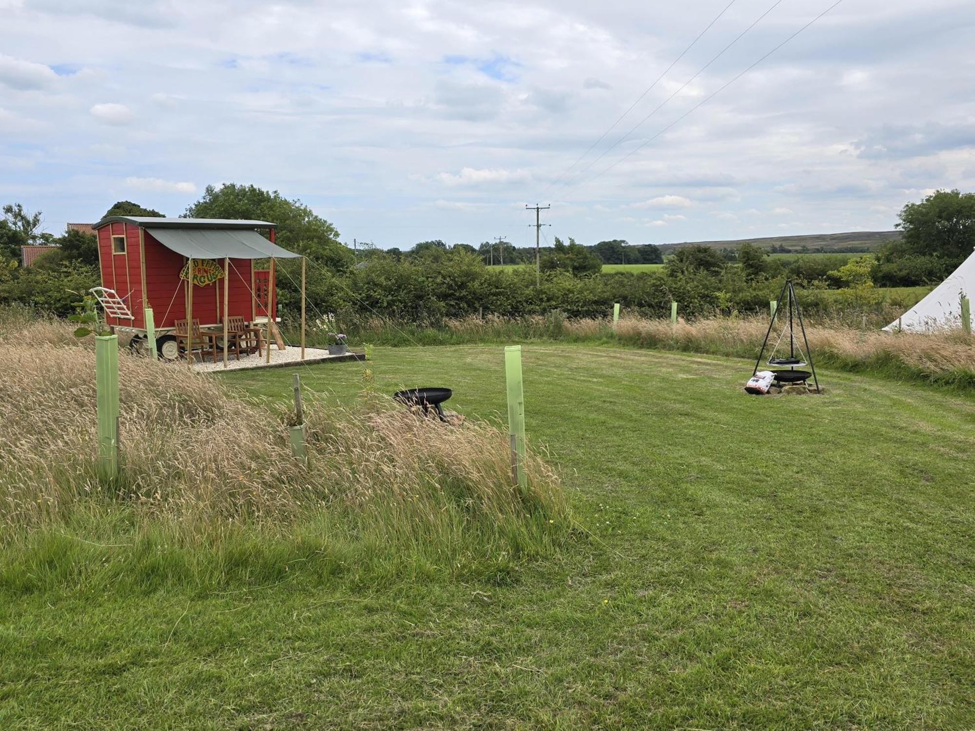 Restored Circus Wagon Saltburn-by-the-Sea Exterior foto