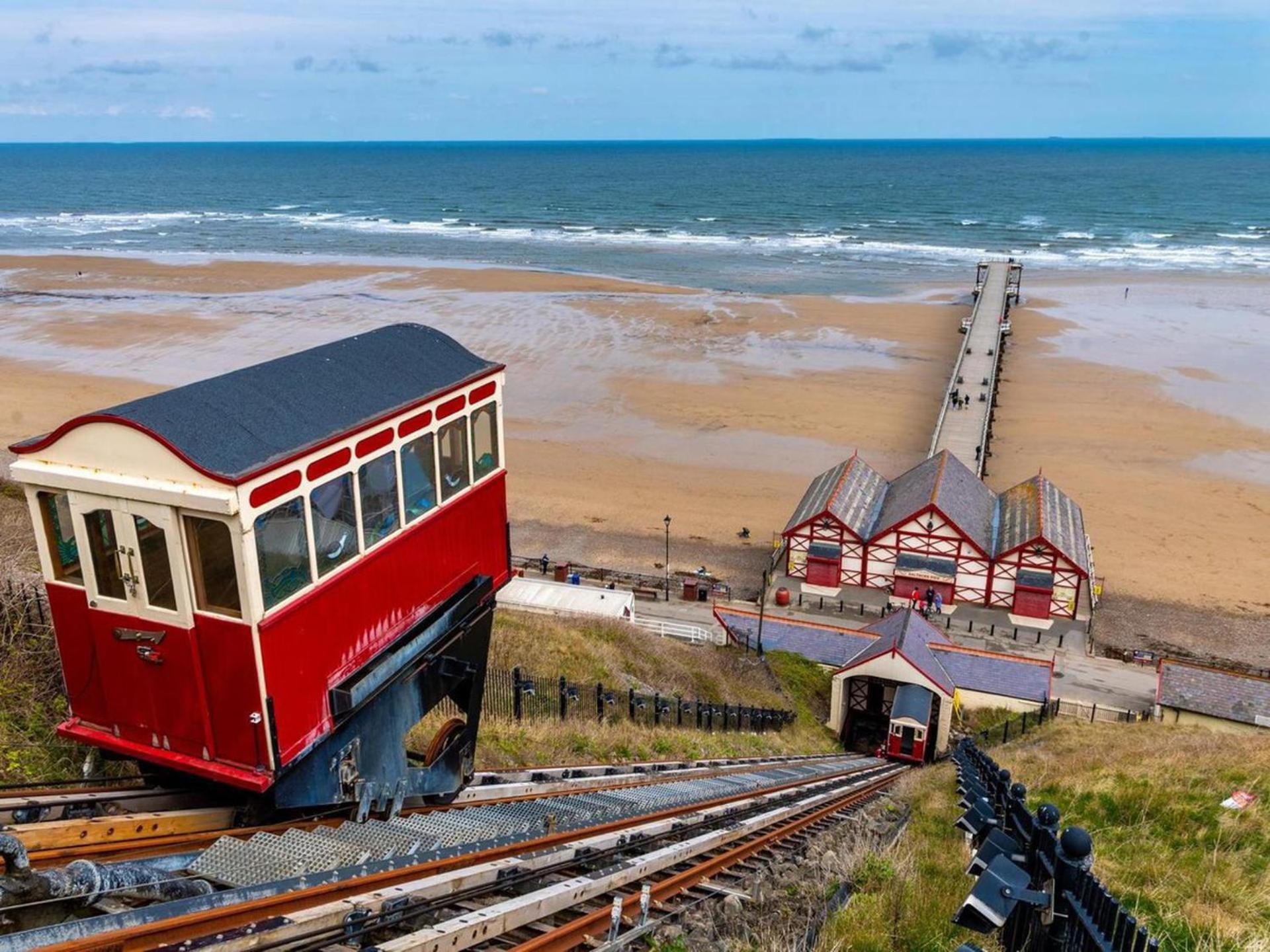 Restored Circus Wagon Saltburn-by-the-Sea Exterior foto